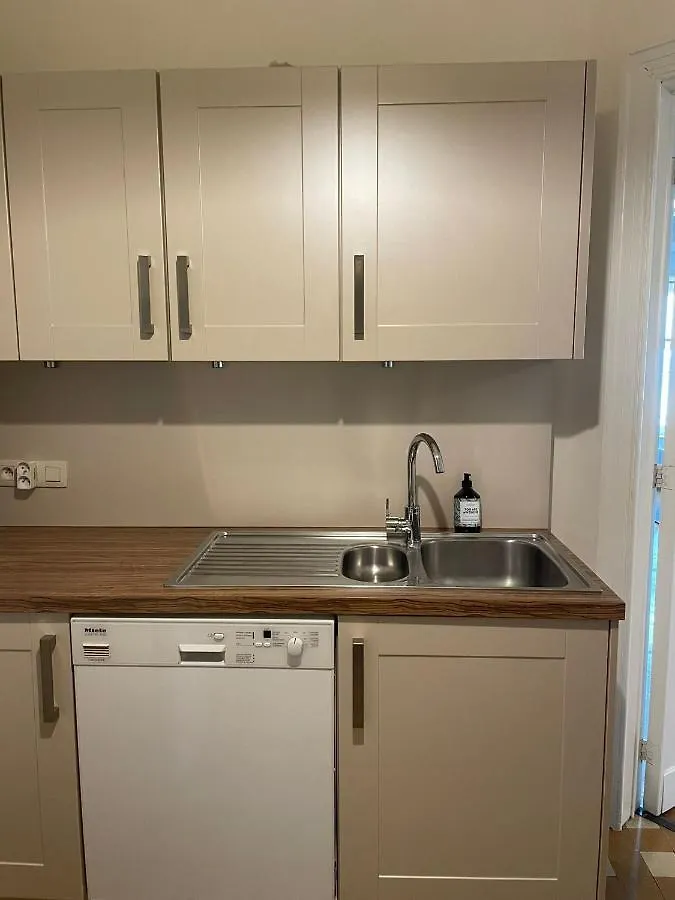 Apartment Uniek Appartement Op De Zeedijk Met Parking Ostend
